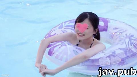 FC2 fc2-ppv 1503339 Overwhelming beautiful girl JD Yuka and private squirrel shooting at the night pool Transparent real face with glasses removed Limited release 2980pt → 1980pt Purchase privilege available